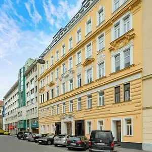 Western Celebrity Hotel apartamentowy