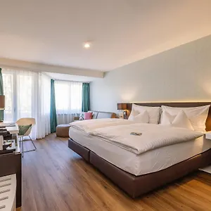 vizitați hotelul