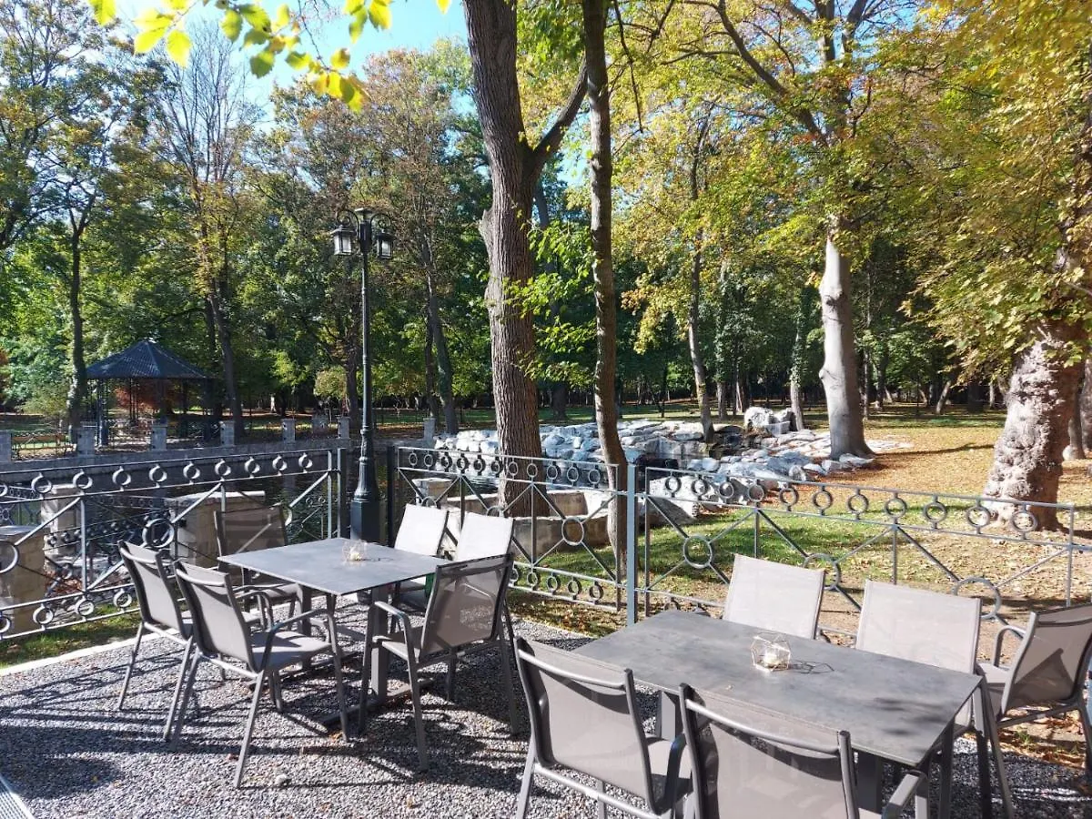 **** Hotel Gartenhotel Altmannsdorf Vienna Austria